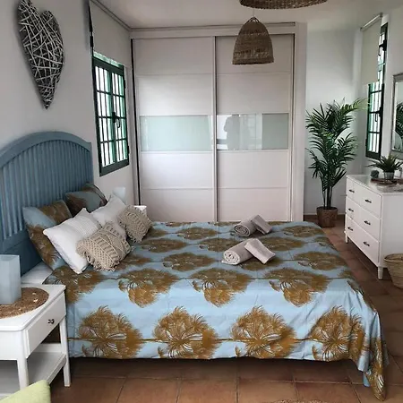 Casa Ajaches 펜션 플라야블랑카